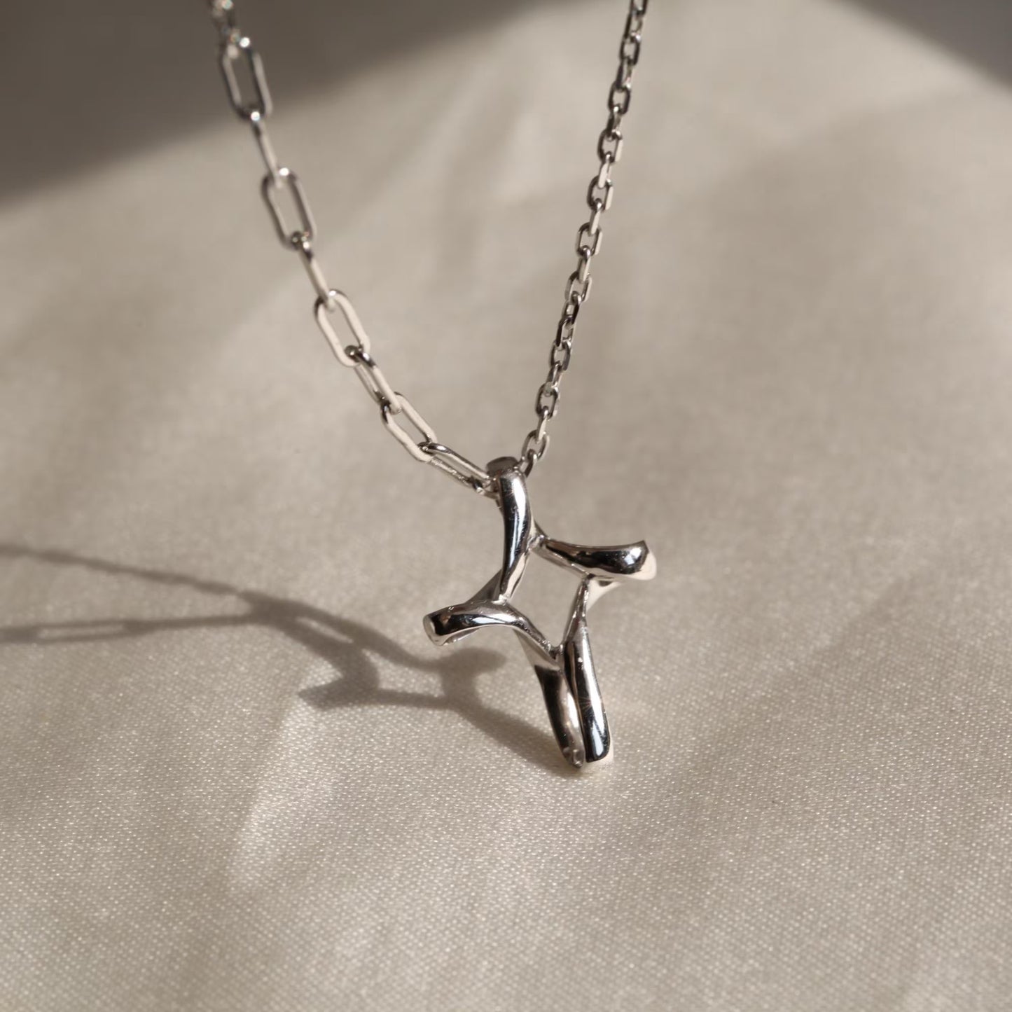 Star Cross - 925 Sterling Silver Mobius Pendant Choker Necklace for Women