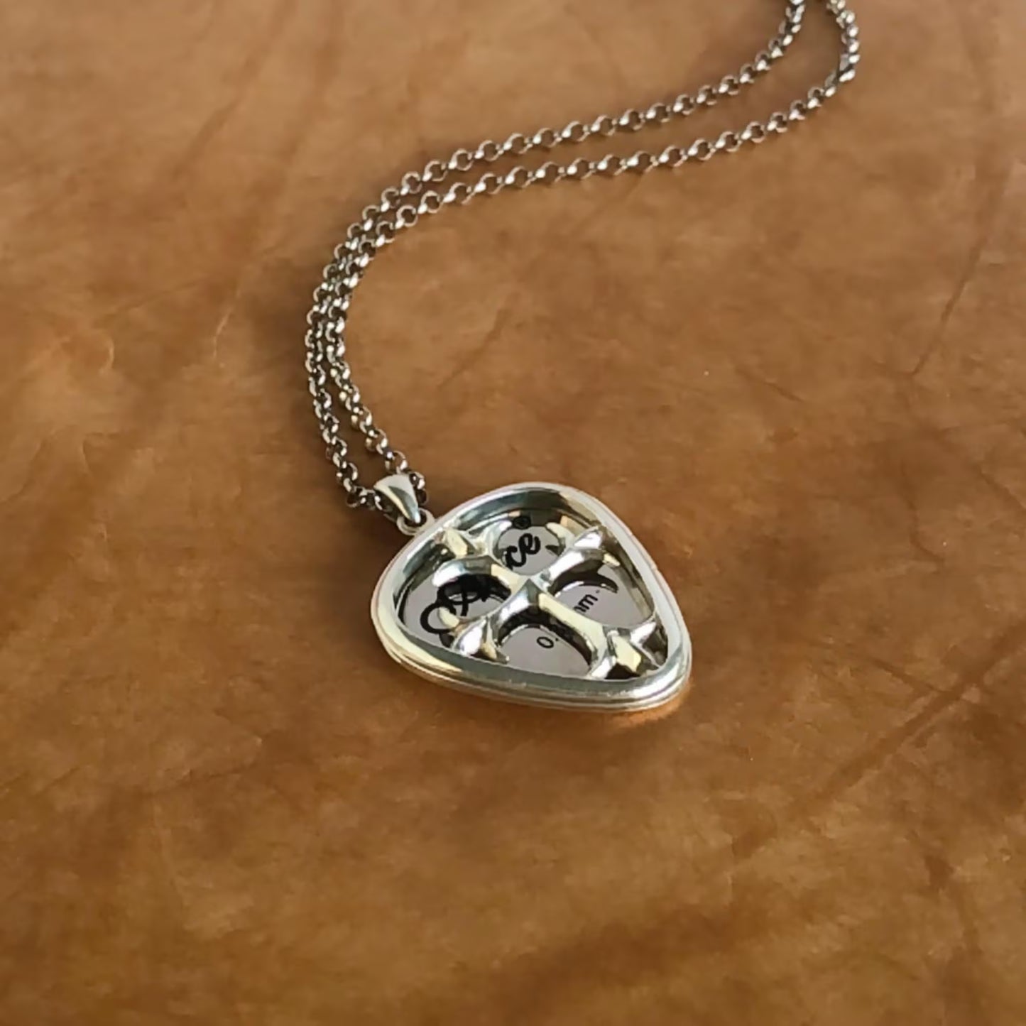 Guitar Pick Holder with Luminous Guitar Pick 925 Sterling Silver Pendant Necklace Jewelry Unisex