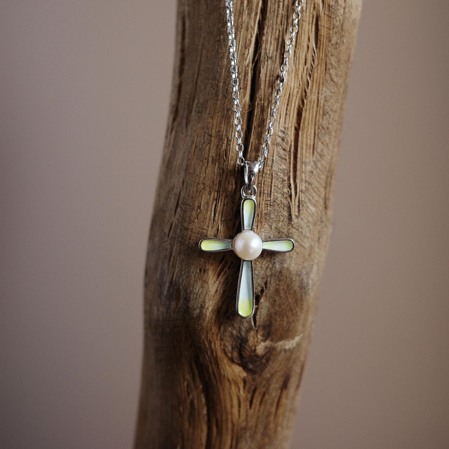 Vanilla Mountain - Pearl Enamel 925 Sterling Silver Cross Pendant Necklace for Women