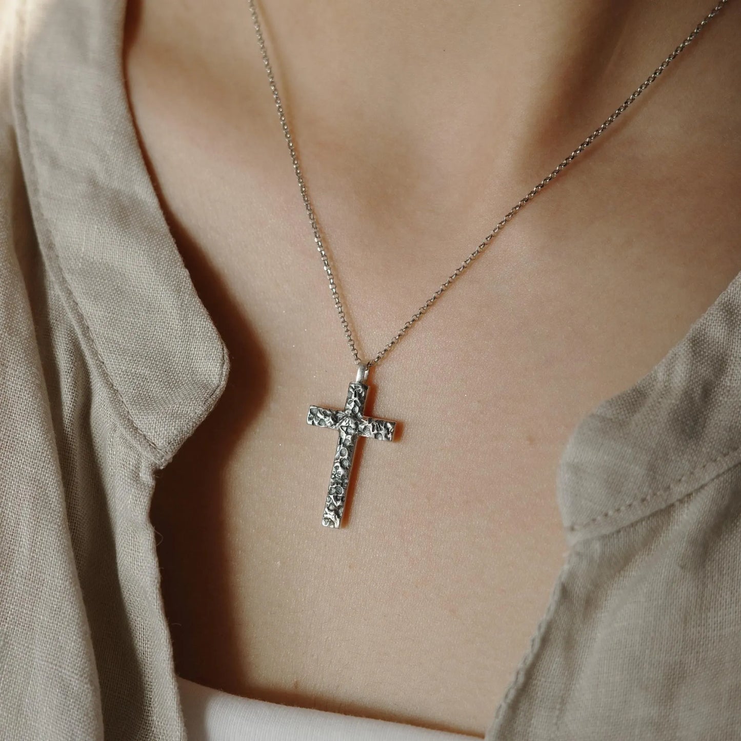 Rugged Path - 925 Sterling Silver Vintage Hammered Cross Pendant Necklace for Women
