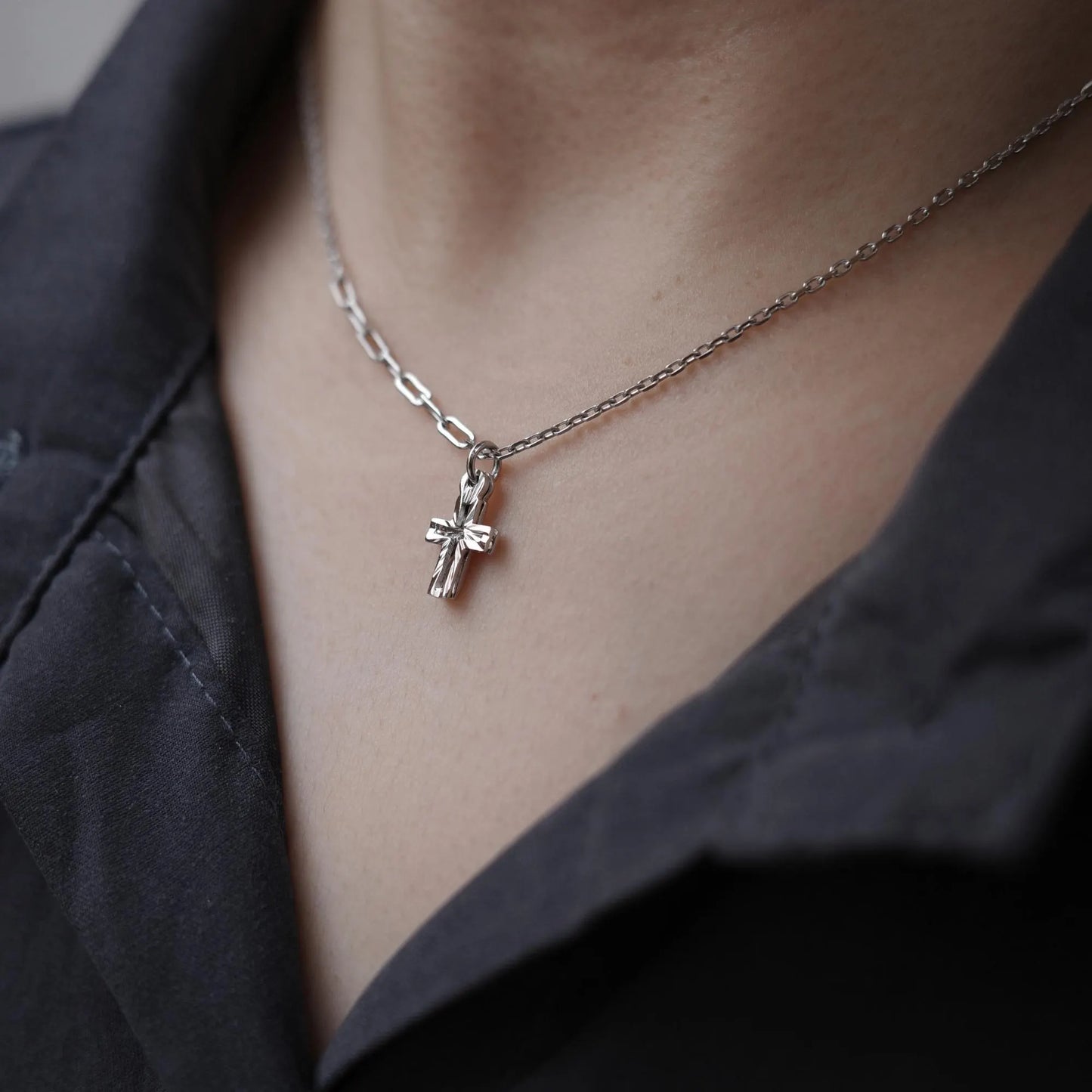 Double Cross - 925 Sterling Silver Mini Cross Pendant Choker Necklace for Women