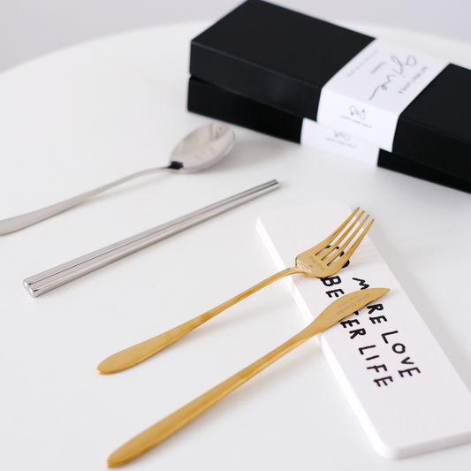 Dining Utensils Set