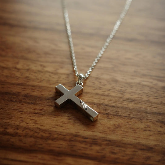 Scarred - 925 Sterling Silver Cross Pendant Choker Necklace for Women